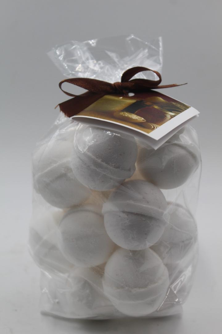14 bath bombs in Little Black Dress fragrance, gift bag bath fizzies, great for dry skin, shea, cocoa, 7 ultra rich oils